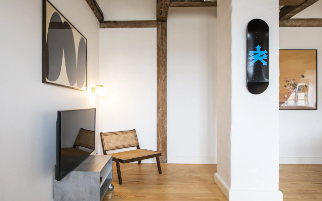 Town Hall Penthouse by Daniel&Jacob’s