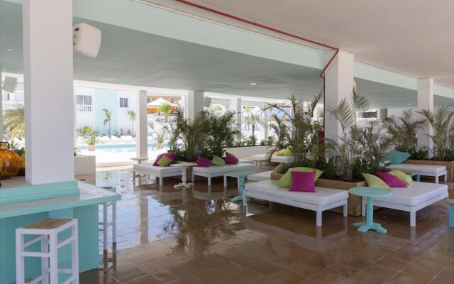 The Beach Star Ibiza Aparthotel - Adults Only