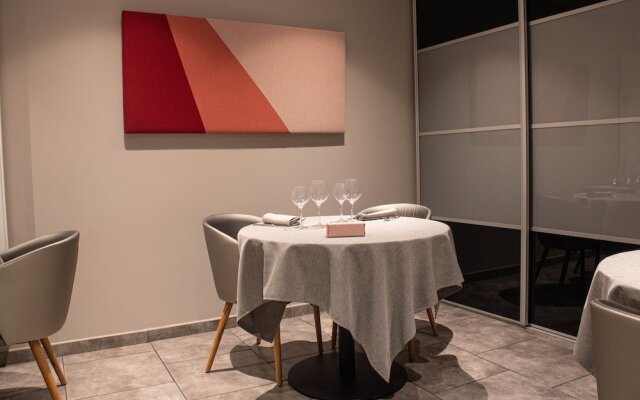 Hôtel Restaurant La Source