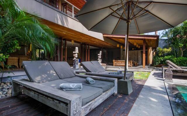 Villa Yoga by Villa Finder