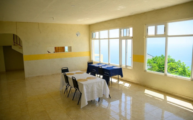 Sea Coast Inn & Suites