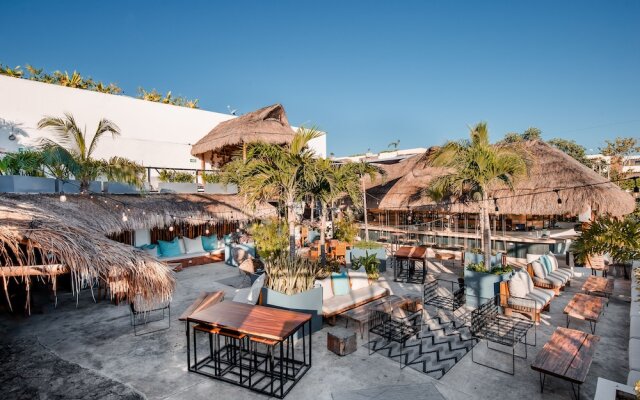 Mayan Monkey Hotel & Hostel Tulum