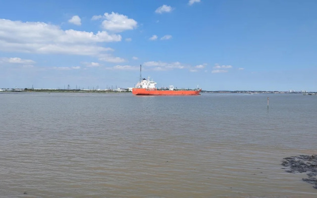 Greenhithe Flat-kent- 20 Mins to London-petsok