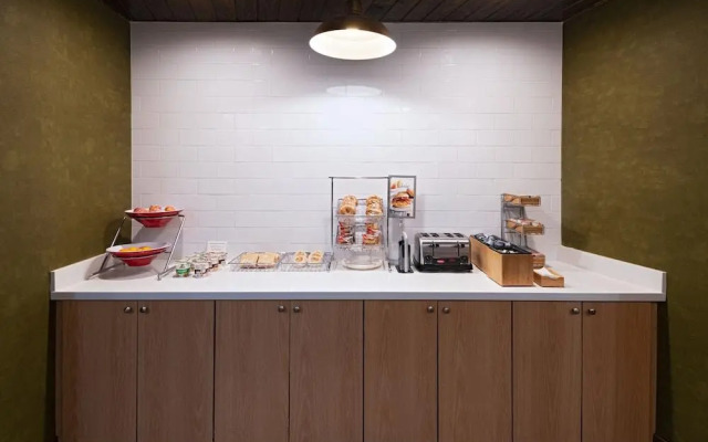 Fairfield Inn & Suites by Marriott Waller