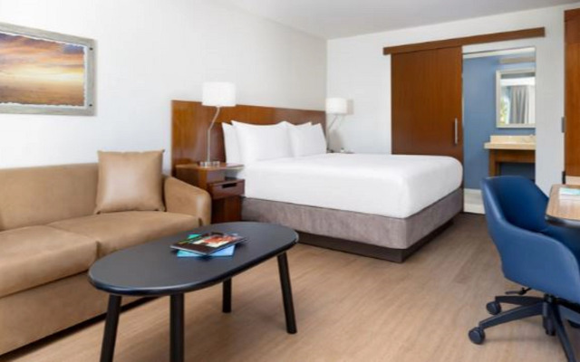 Fairfield Inn & Suites by Marriott Key West at the Keys Collection