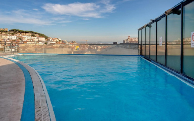 VIP Executive Eden Aparthotel