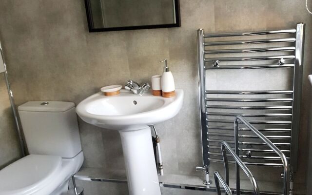 Stay In Liverpool Lytham House
