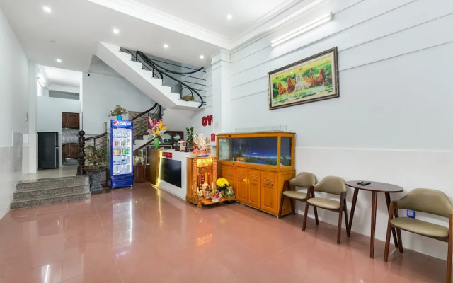 Nam Hai Hotel by OYO Rooms