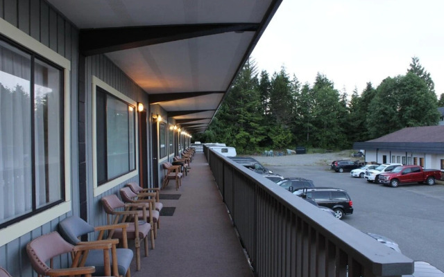 Ucluelet Wildwood Inn