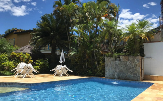 Apartamento estilo Chalé com piscina