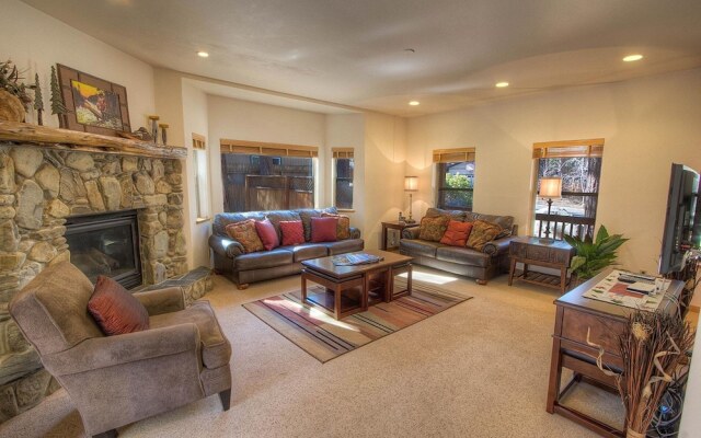 Casa Angora by Lake Tahoe Accommodations