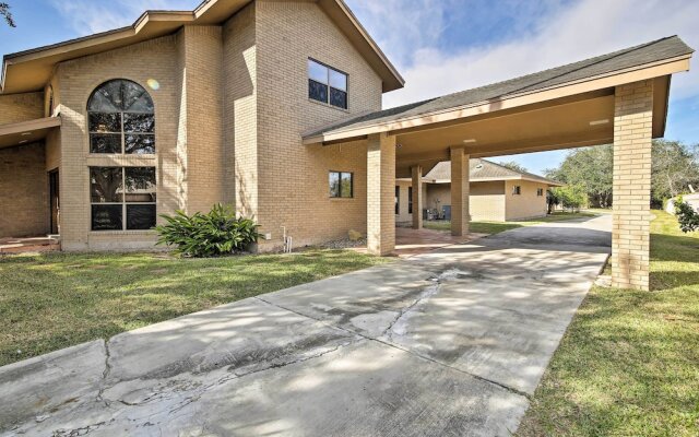 Pool & Game Room: Waterfront Harlingen Home