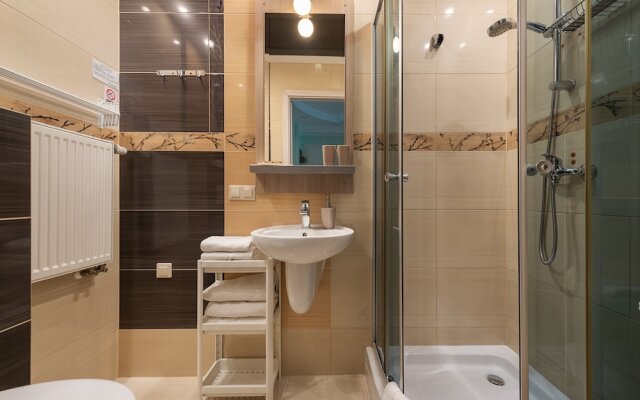 Elegante Apartments - Adults only