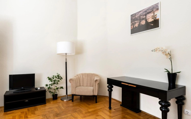 Baross City Hotel