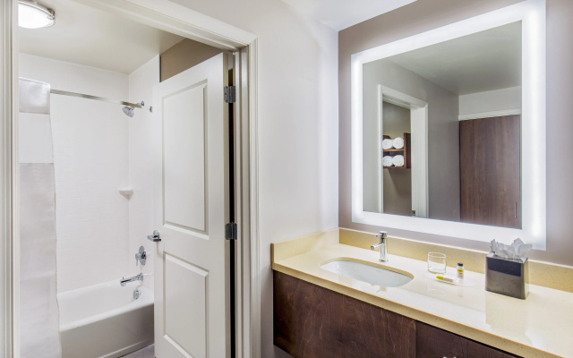 Staybridge Suites Charlottesville Airport by IHG