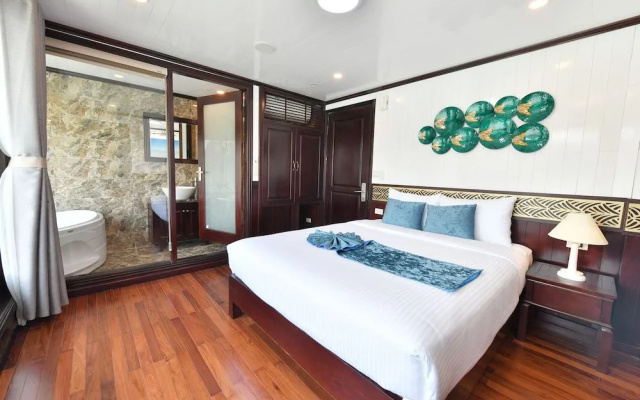 Halong Sapphire Cruise – Guest Rooms – Ha Long