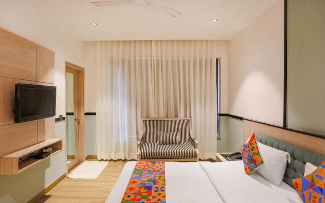Fabhotel Heaven In