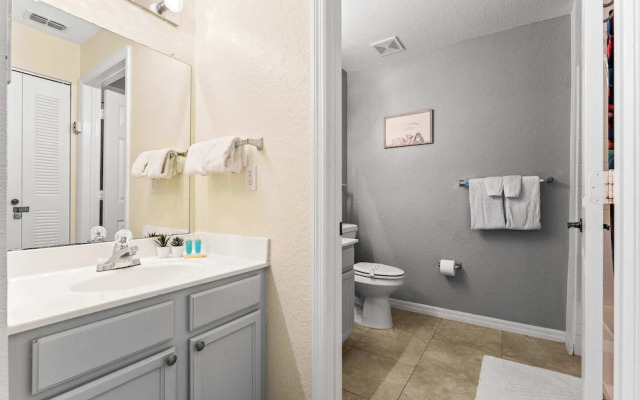 Enchanted At 7 Dwarfs Lane