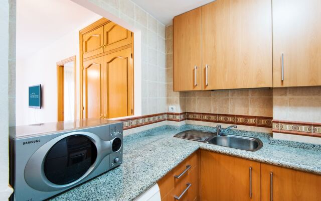 Rentandhomes fuengirola beach apartment