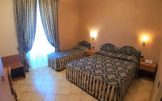 Hotel Mariano