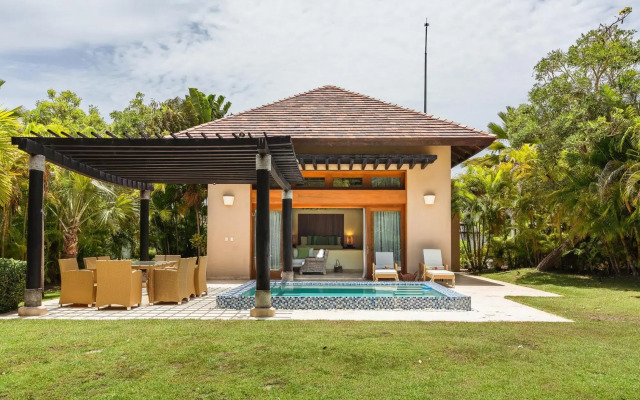 Stylish Bungalow at Green Village w Picuzzi AB3