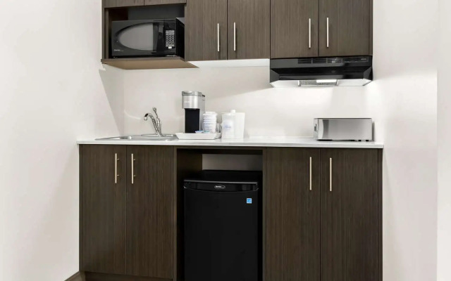 Best Western Plus Morden