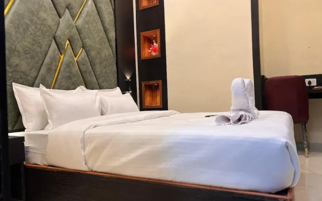 Hotel Sky Suites-Sahar Cargo