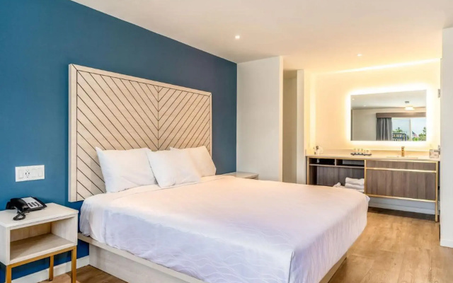Trend Hotel at LAX Airport