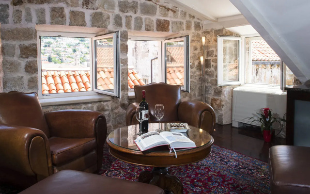 Villa Mirabilis, stunning superior villa, Dubrovnik Old Town