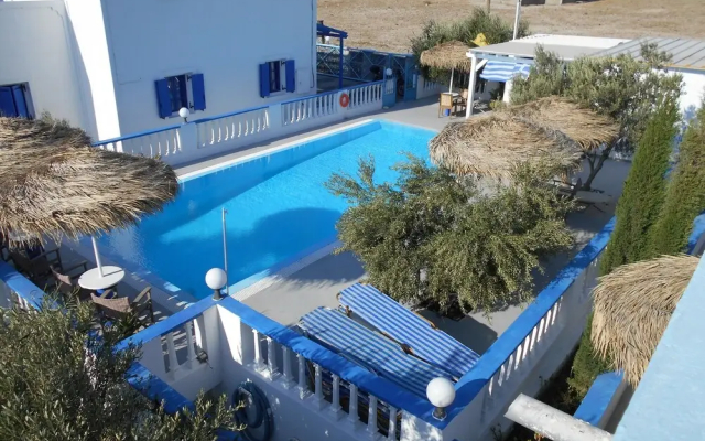 Studios Apartments Kapetanios