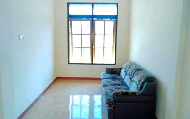 SPOT ON 90135 Thalia Residence