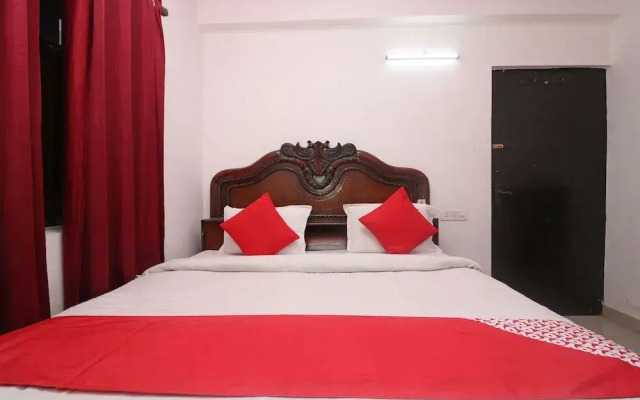 OYO 25115 Hotel Mughal Grand