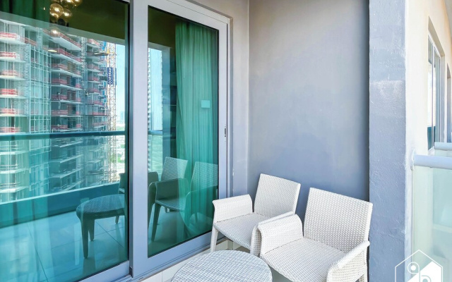 Elegant 2-bed Retreat Stunning Downtown Views