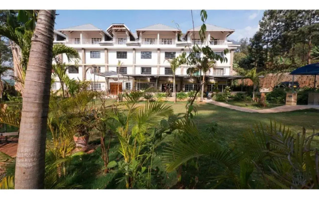Hotel Tobriana