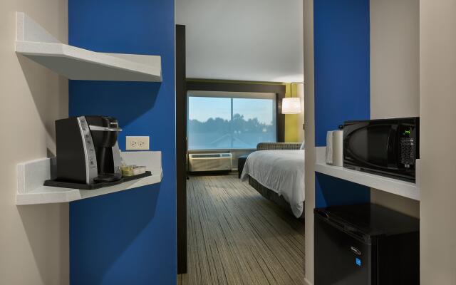 Holiday Inn Express Lake Park by IHG