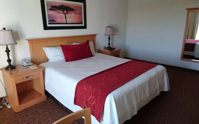 Corona Hotel & Spa