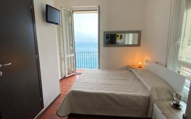 Sollevante Guest House