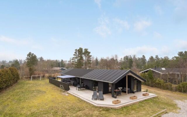 "Dzengis" - 2.2km from the sea in NW Jutland