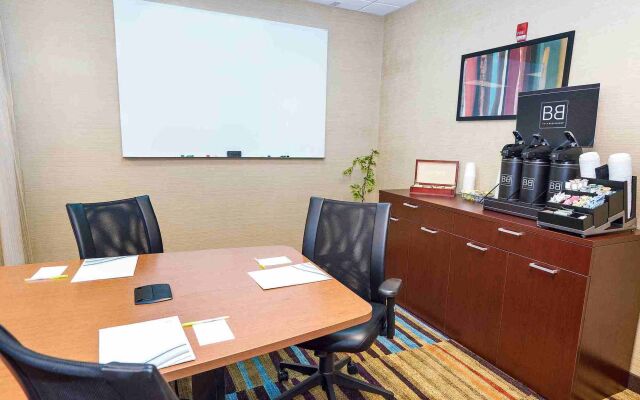 Fairfield Inn by Marriott Medford Long Island