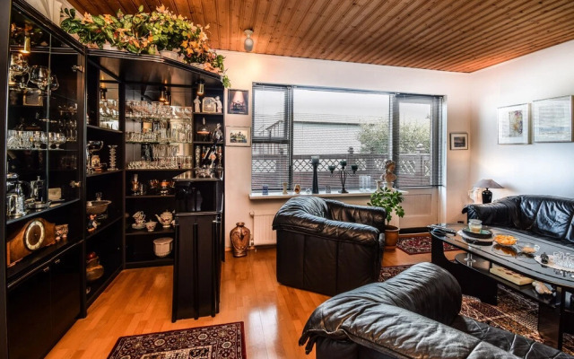 House B49