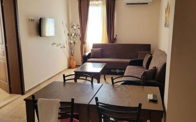 Oasis Apart Hotel
