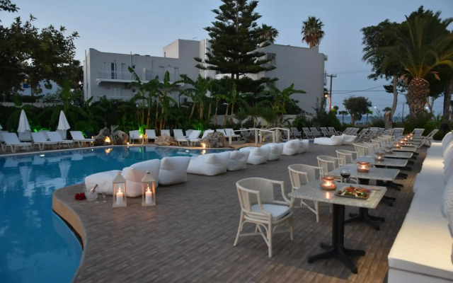 Palm Beach Hotel - Adults only