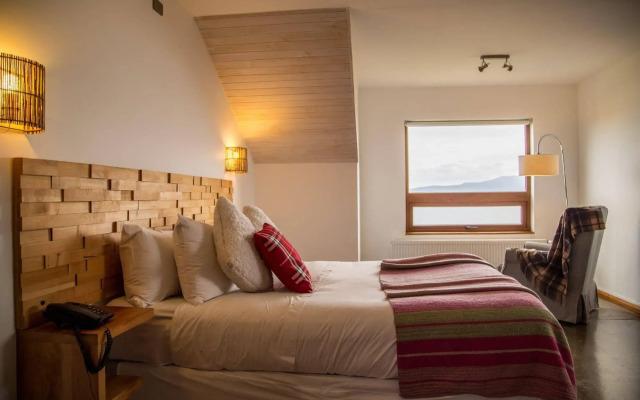 Weskar Patagonia Lodge