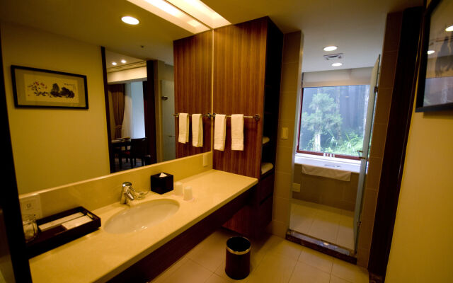 Alishan Hotel
