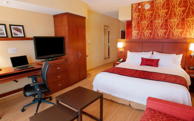 Courtyard by Marriott Warner Robins