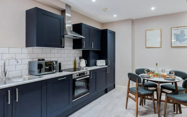 Your Apartment Shepherd's Bush