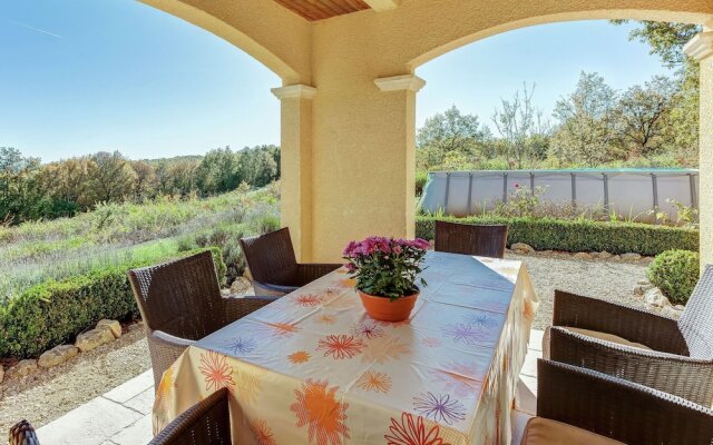 Luxury Villa in Cazals with Swimming Pool