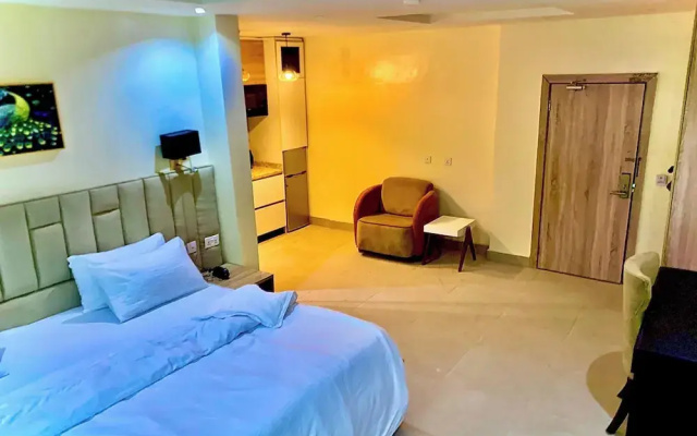 Slavan Suites & Apartments