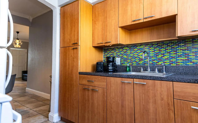 Beachside All Suites Hotel