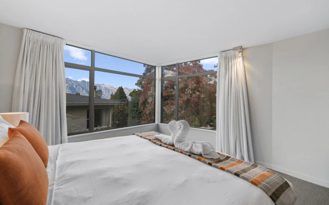 Lomond Retreat - Near Cbd Executive Apartment